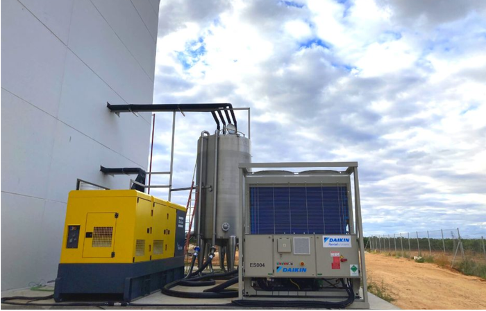 Daikin rental air cooled chiller for emergency breakdowns